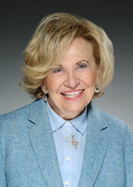 Vivian Houghton