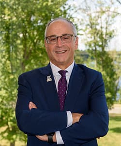 Steven Bergel