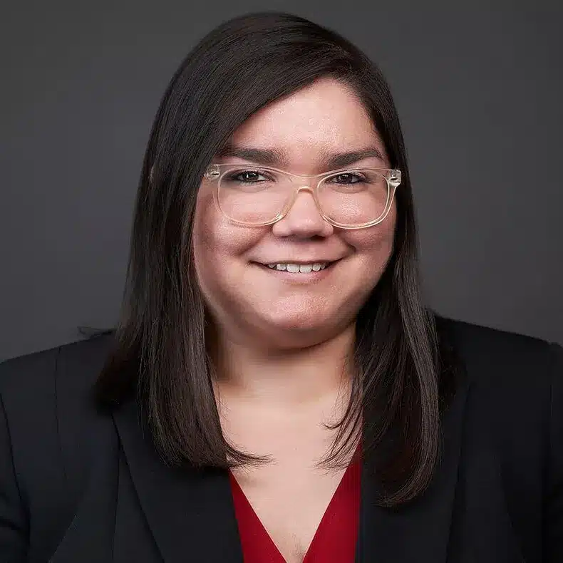 Angela Tabares