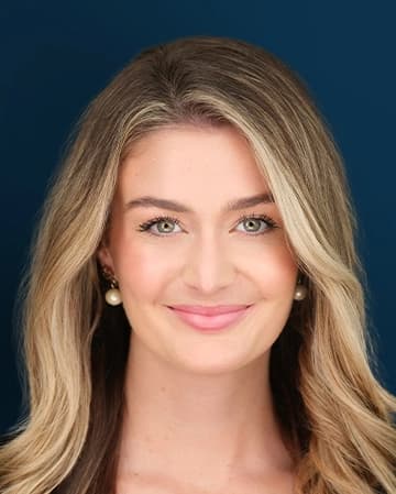 Caroline Rains